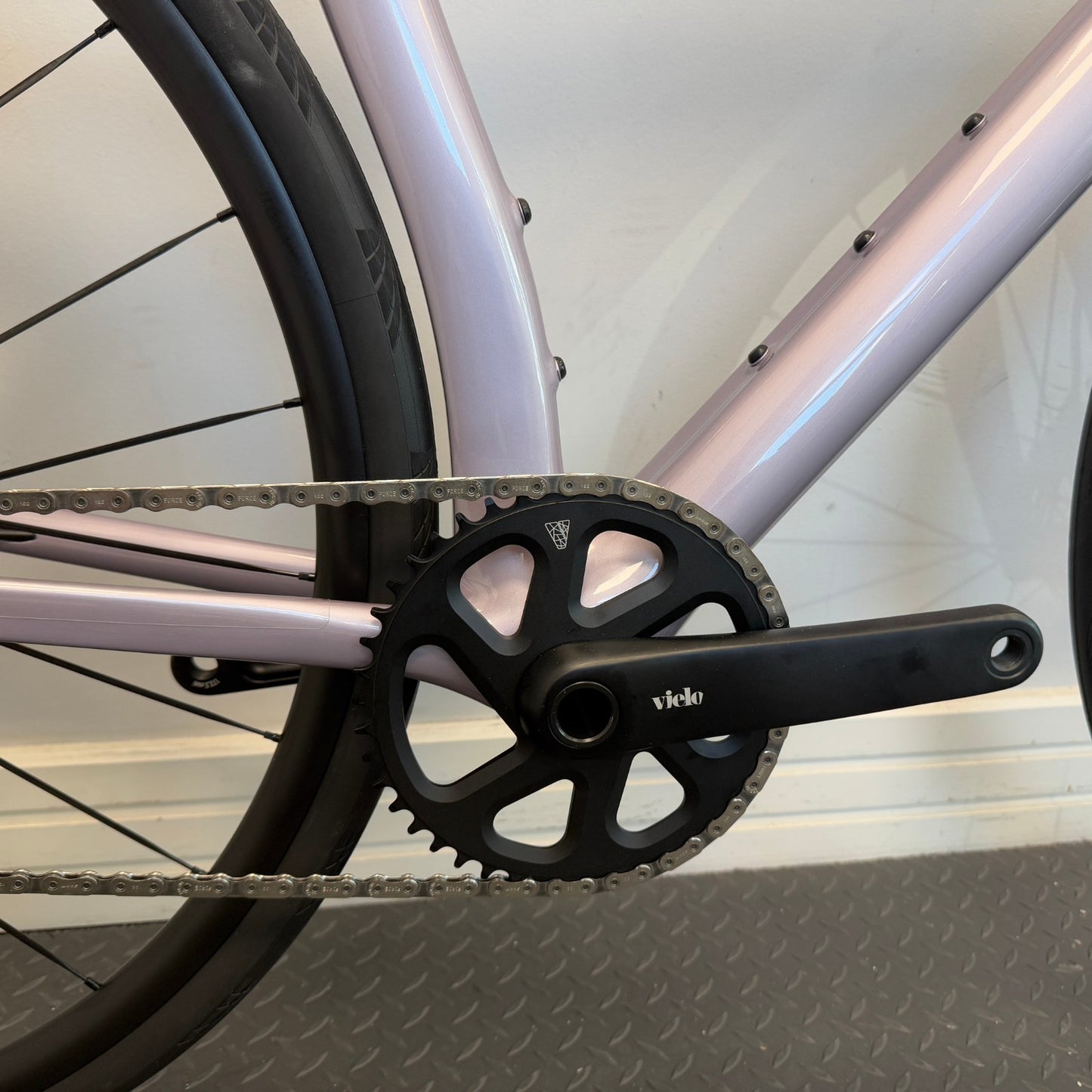 Vielo R+1 Small Lilac Sram Rival AXS with DT Swiss E1800