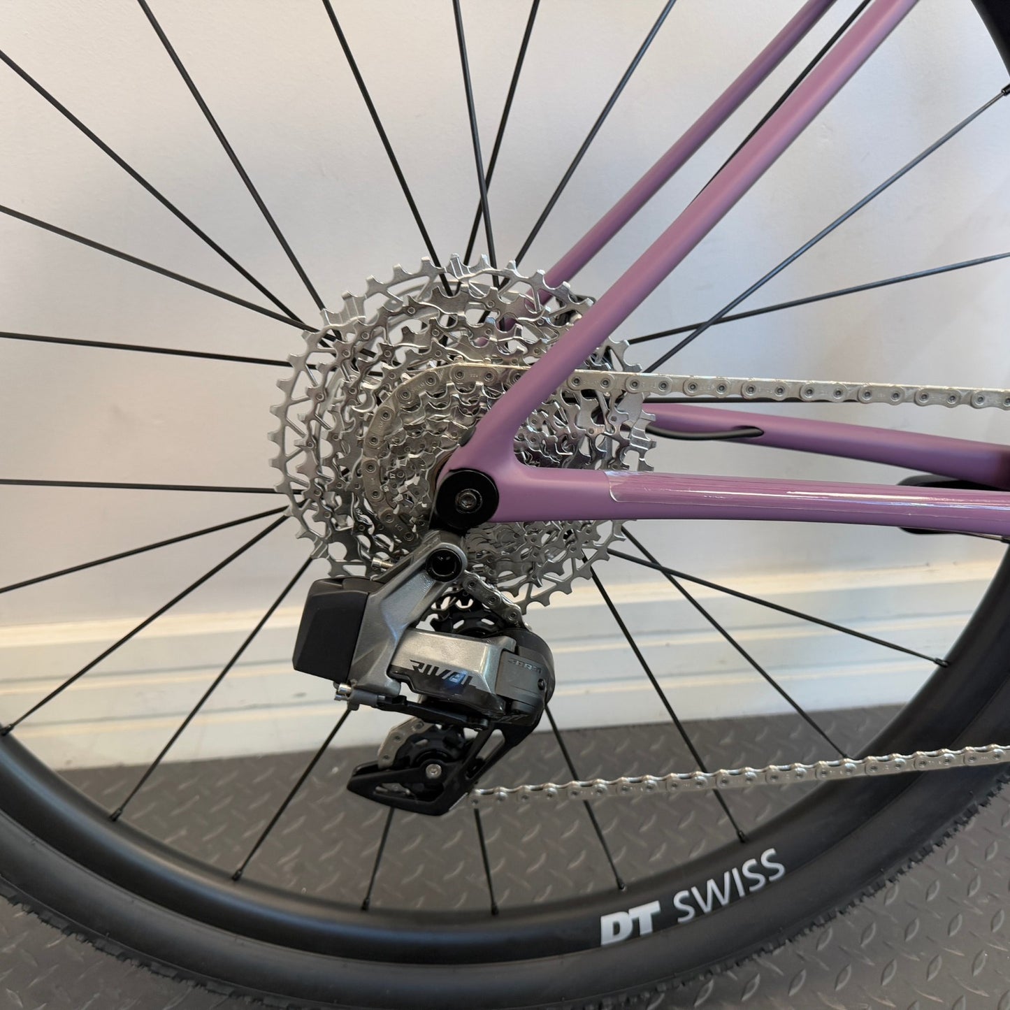 Vielo V+1 Small Plum Sram Rival XPLR