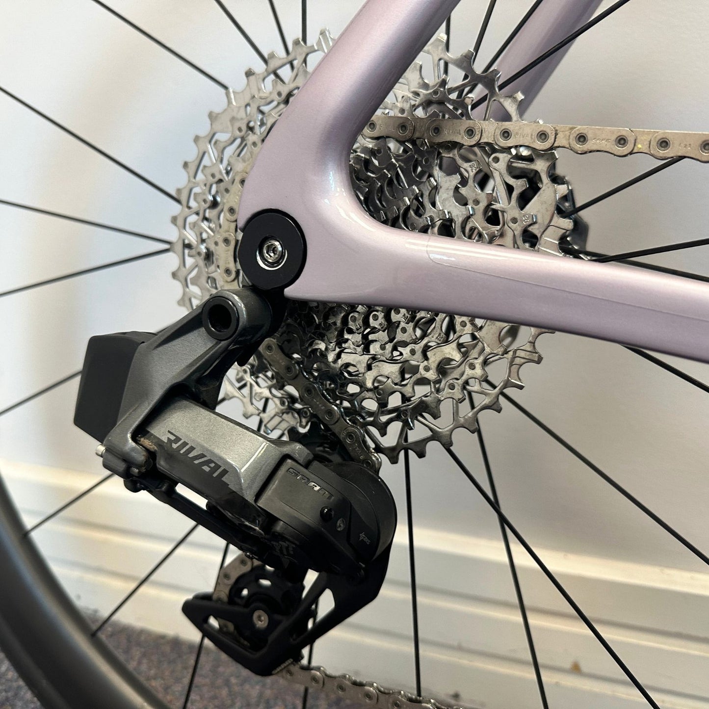 Vielo R+1 Lilac SRAM Rival eTap AXS